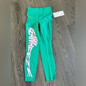 Lululemon *Seawheeze Base Pace HR Tight 25" in Maldive Green Size 4
